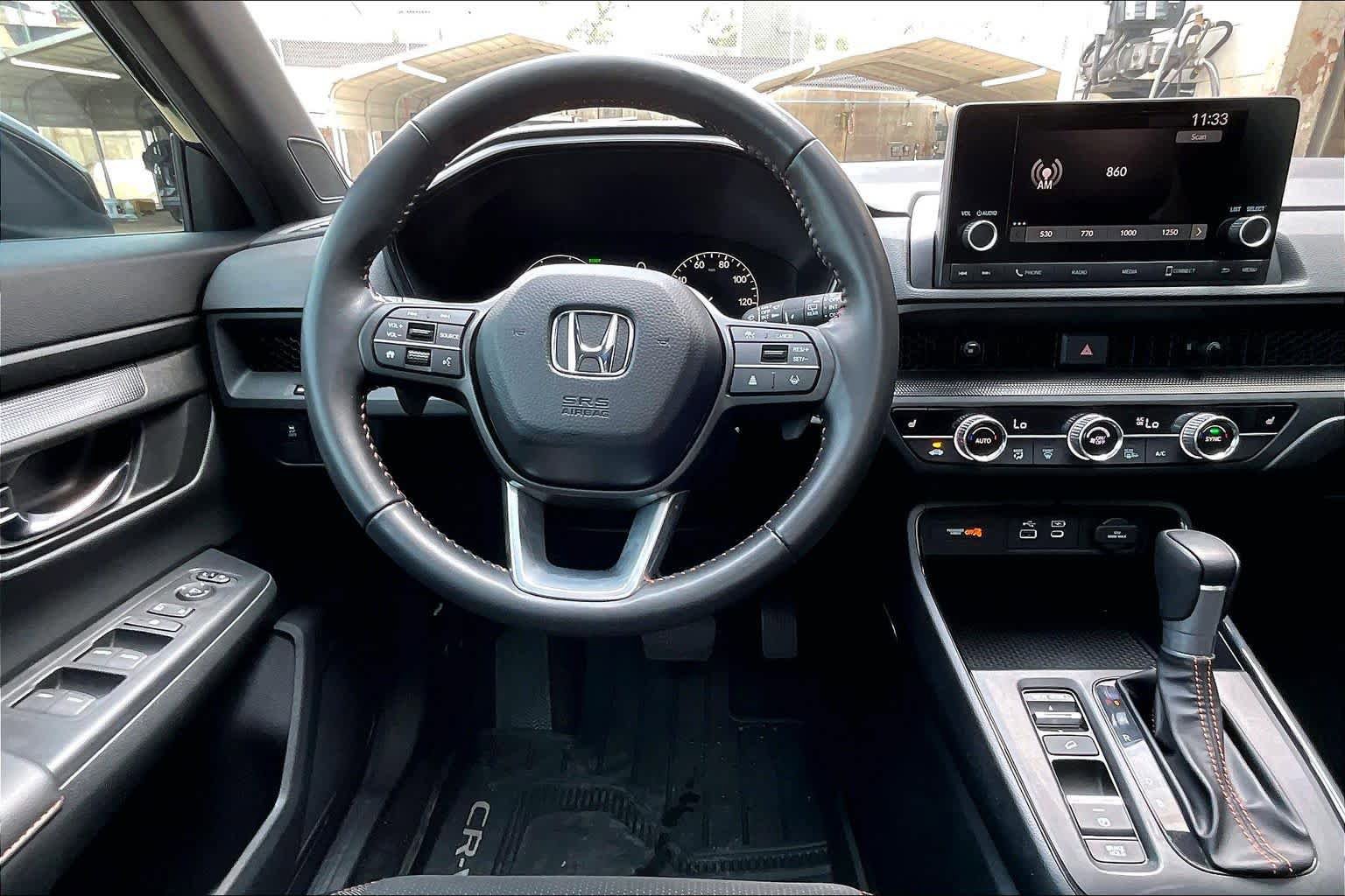 Used 2025 Honda CR-V Sport image 8
