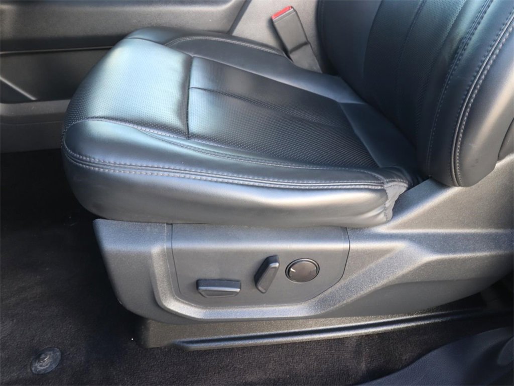 Certified 2022 Ford Expedition XLT image 17