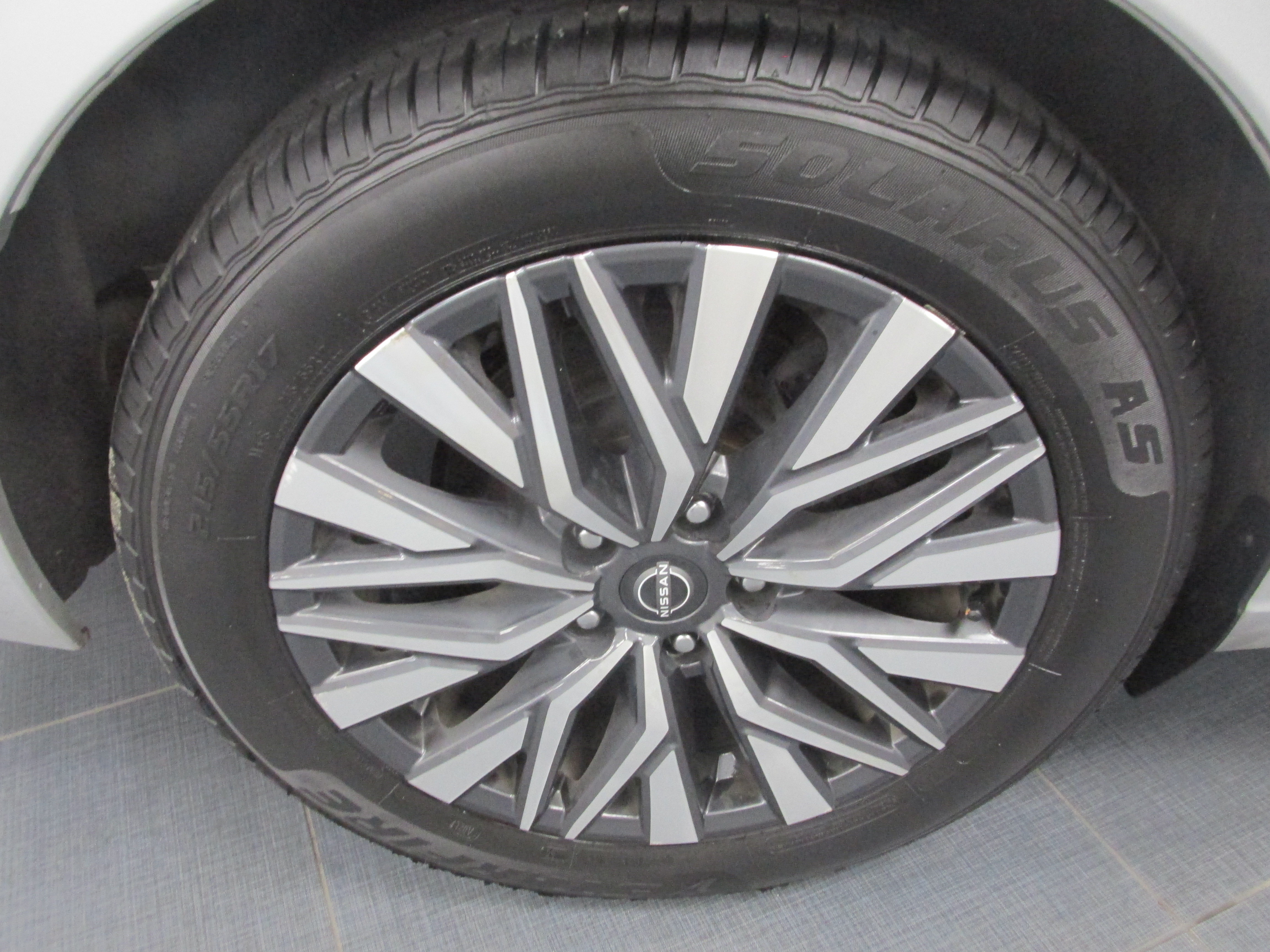 Used 2024 Nissan Altima 2.5 SV FWD image 16