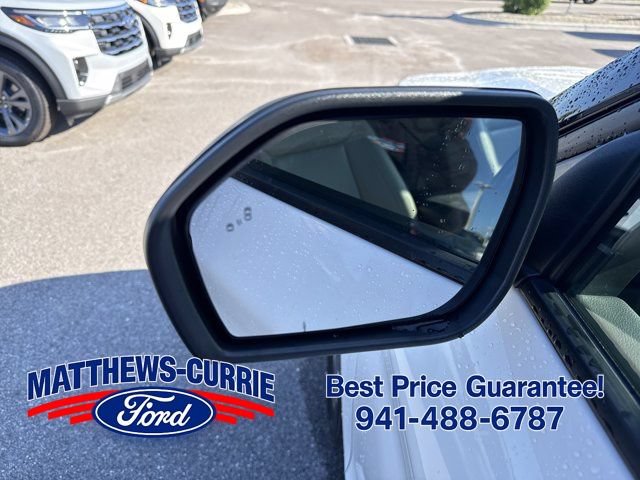 Certified 2022 Ford Explorer XLT w/ Equipment Group 202A RWD image 8