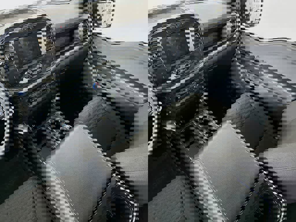 Certified 2022 Ford F150 XL w/ STX Appearance Package image 11