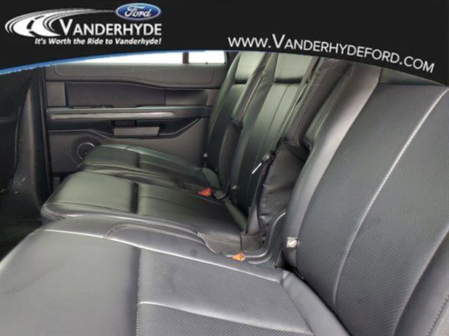 Certified 2024 Ford Expedition Max XLT image 12