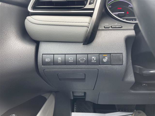 Used 2022 Toyota Camry XLE w/ Navigation Upgrade Package FWD image 31