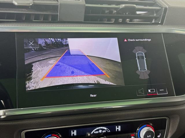 Used 2024 Audi Q3 2.0T Premium image 13