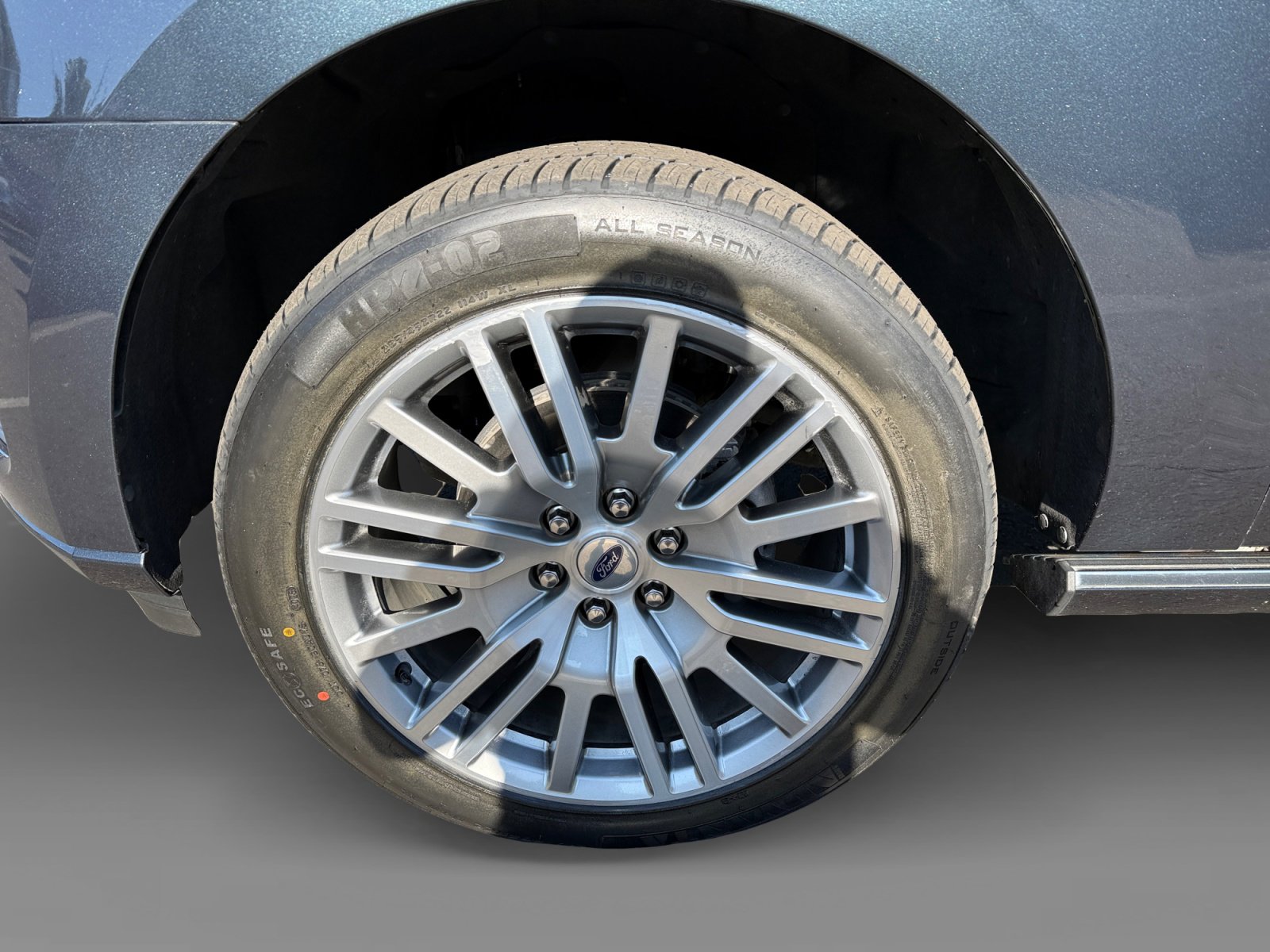 Certified 2023 Ford Expedition Max Platinum image 9