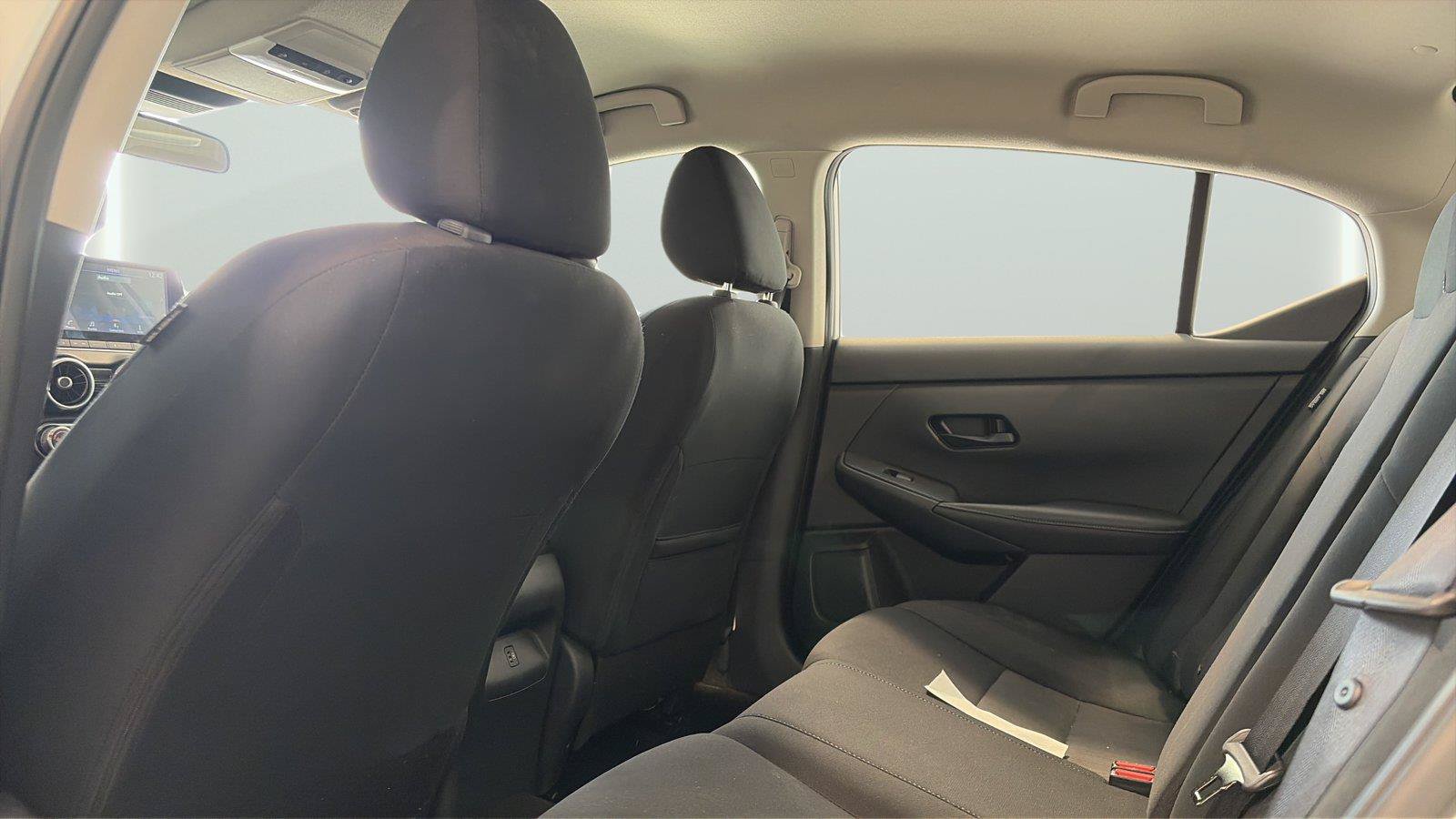 Used 2024 Nissan Sentra SV FWD image 17