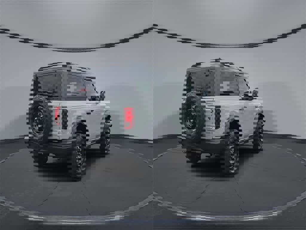 Certified 2021 Ford Bronco Black Diamond image 8