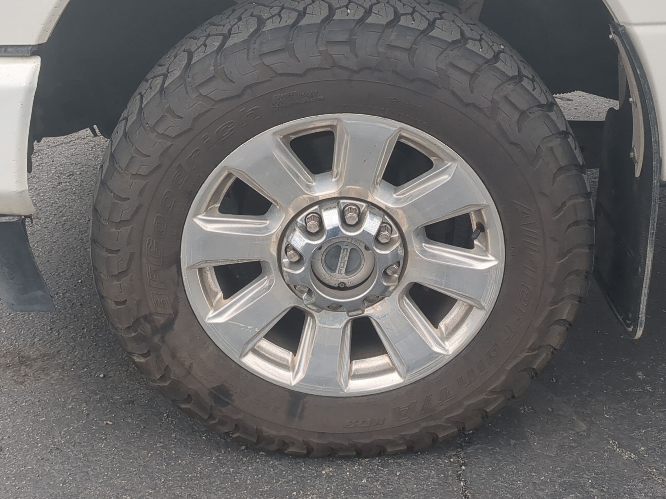 Certified 2021 Ford F350 Platinum AWD/4WD image 14