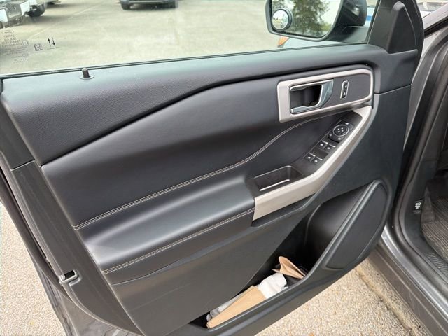 Certified 2024 Ford Explorer XLT image 27