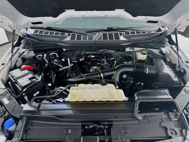 Certified 2022 Ford F150 XLT w/ Equipment Group 302A High image 25