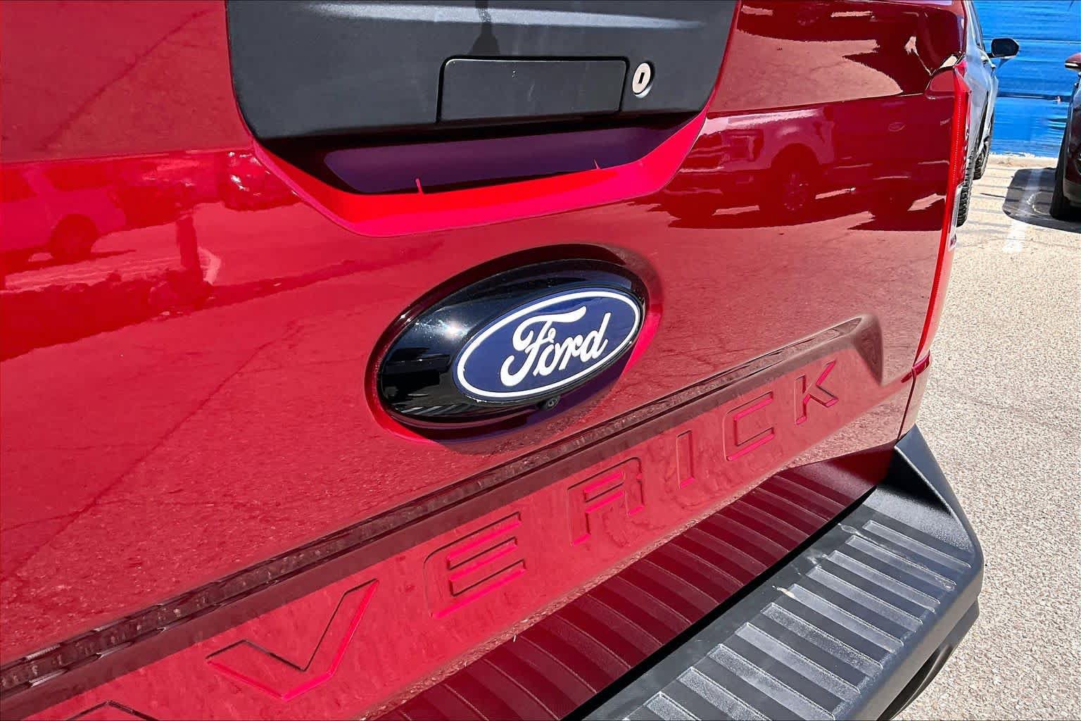Certified 2025 Ford Maverick XLT w/ XLT Luxury Package FWD image 28