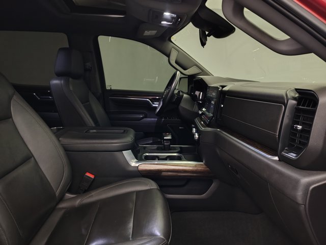Used 2022 GMC Sierra 1500 Elevation w/ Elevation Premium Package AWD/4WD image 14
