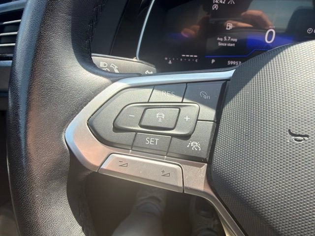 Used 2024 Volkswagen Jetta SE FWD image 37