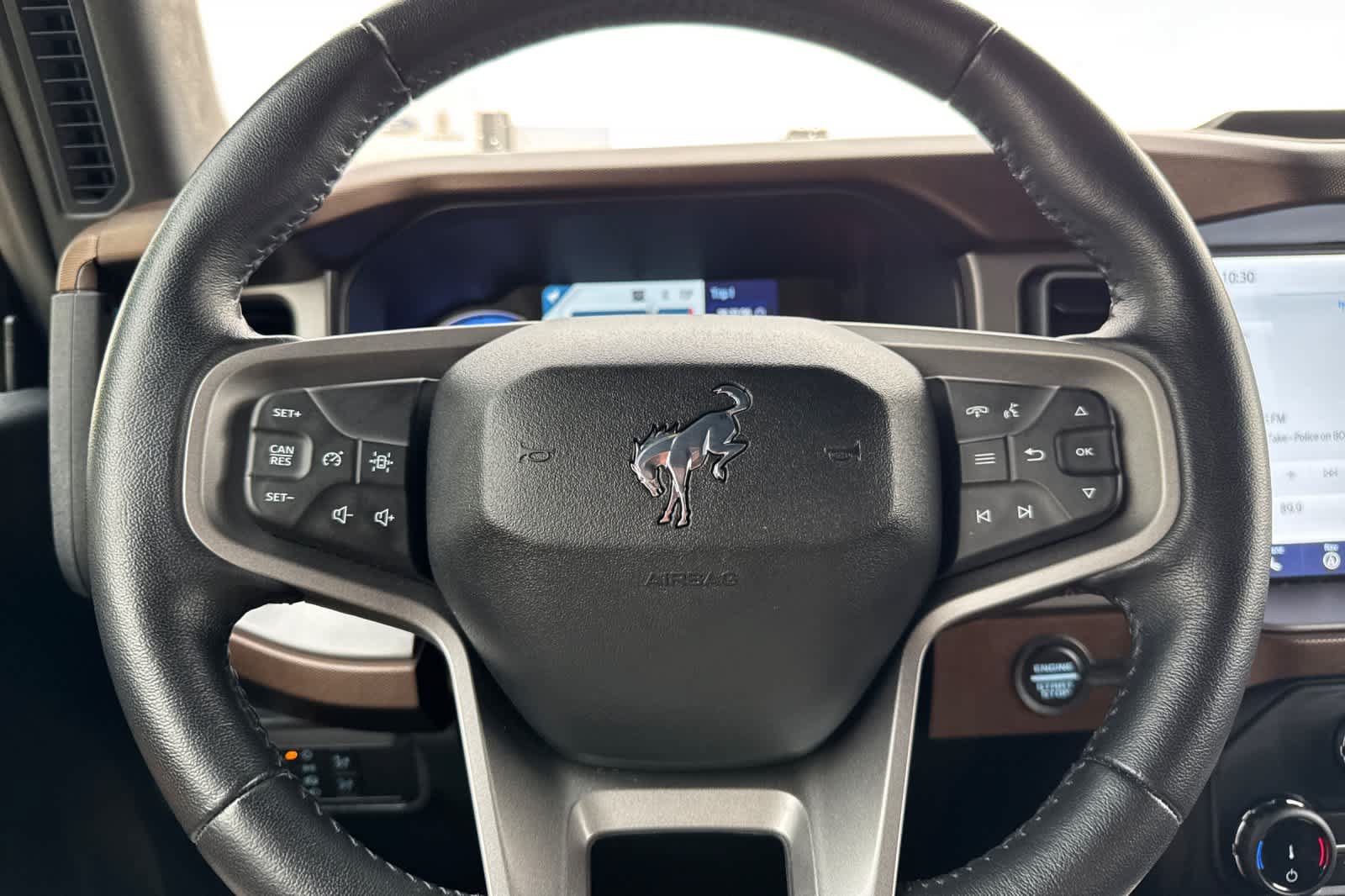 Certified 2022 Ford Bronco Outer Banks AWD/4WD image 24
