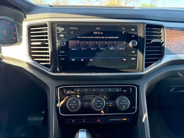 Used 2019 Volkswagen Atlas SEL Premium AWD/4WD image 18