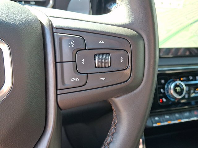 Used 2023 GMC Sierra 1500 AT4 w/ AT4 Premium Package AWD/4WD image 10