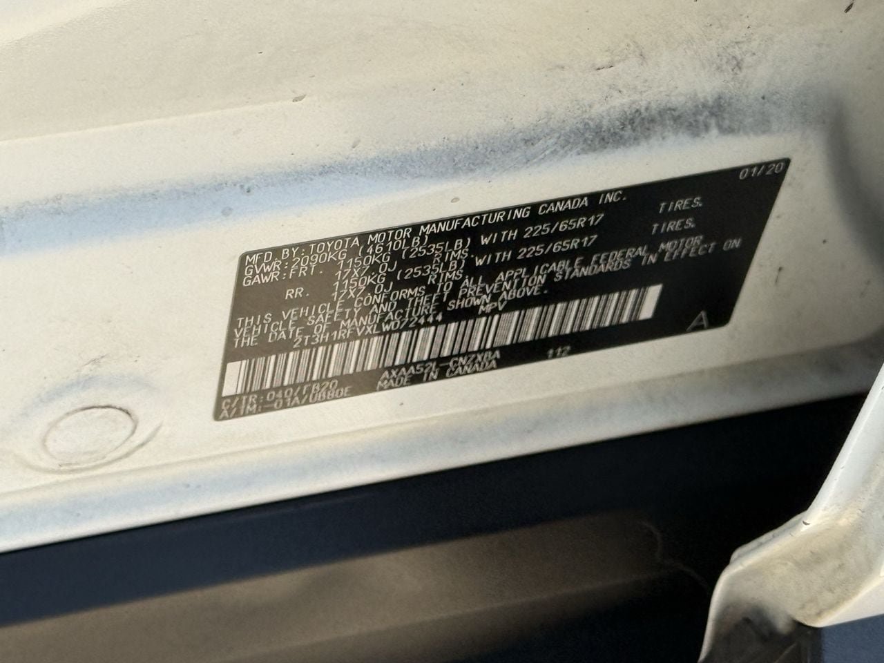 Used 2020 Toyota RAV4 LE FWD image 29