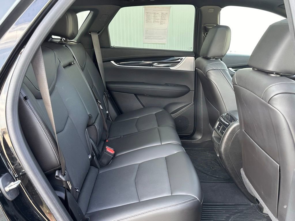 Used 2023 Cadillac XT5 Premium Luxury w/ Technology Package image 18