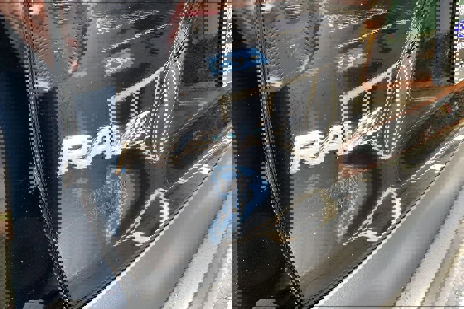 Used 2020 Toyota RAV4 XLE w/ Convenience Package image 31