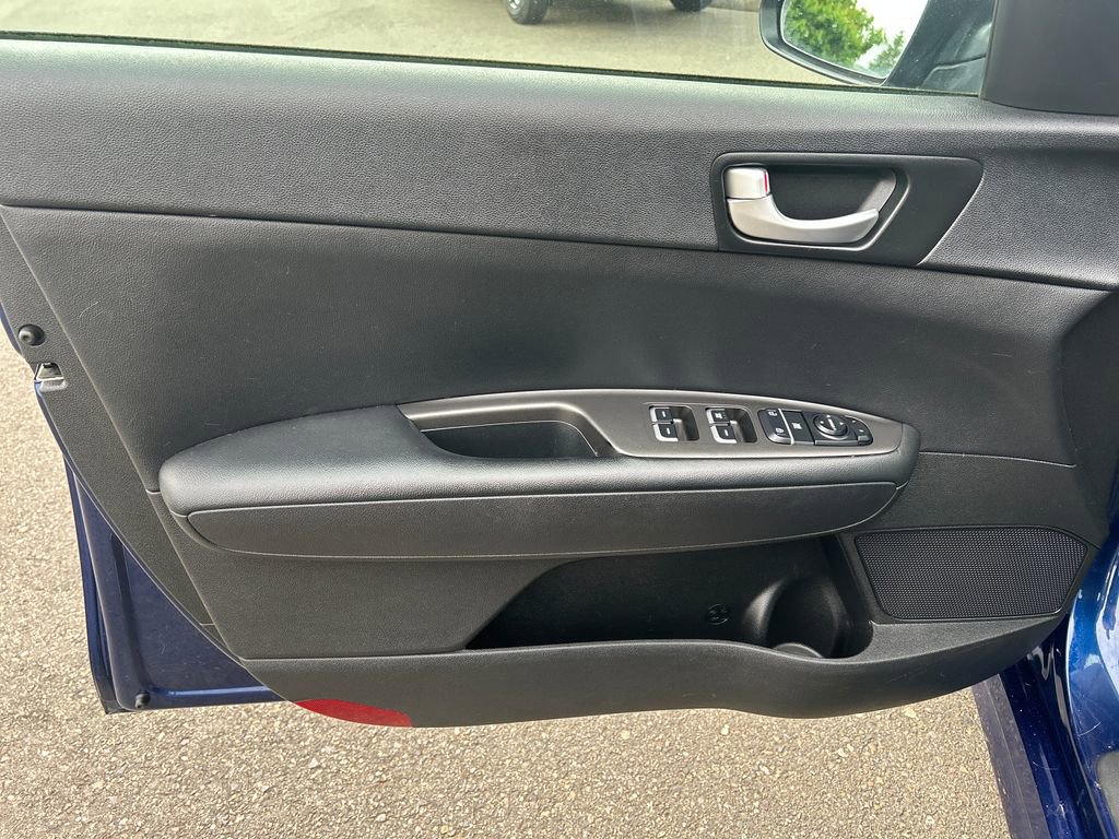 Used 2018 Kia Optima LX FWD image 17