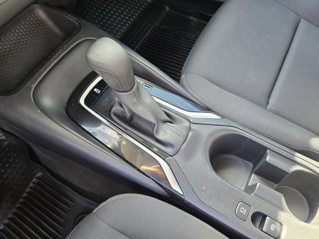 Used 2025 Toyota Corolla LE image 18