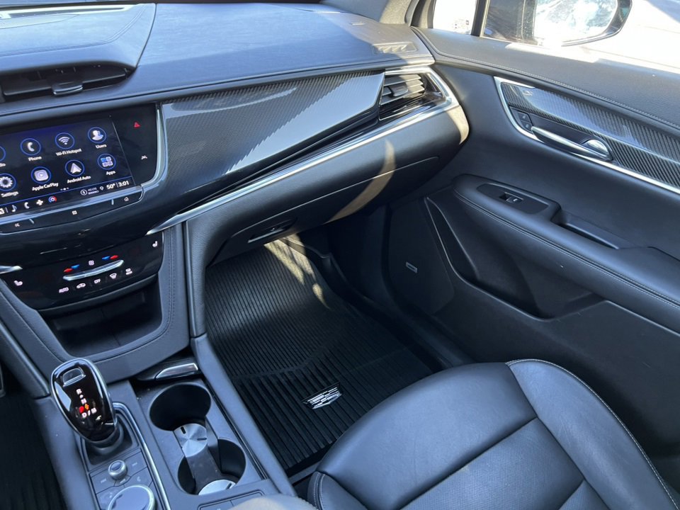 Used 2021 Cadillac XT6 Sport w/ LPO, Floor Liner Package image 35