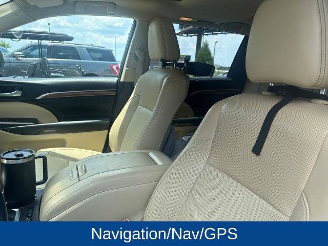Used 2018 Toyota Highlander Limited AWD/4WD image 5