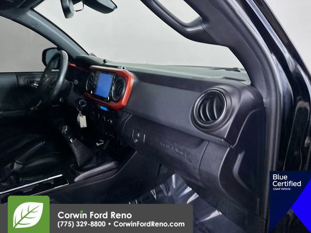 Used 2020 Toyota Tacoma TRD Off-Road w/ TRD Premium Off Road Package image 33