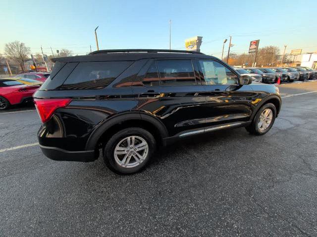 Certified 2023 Ford Explorer XLT w/ Equipment Group 202A image 6