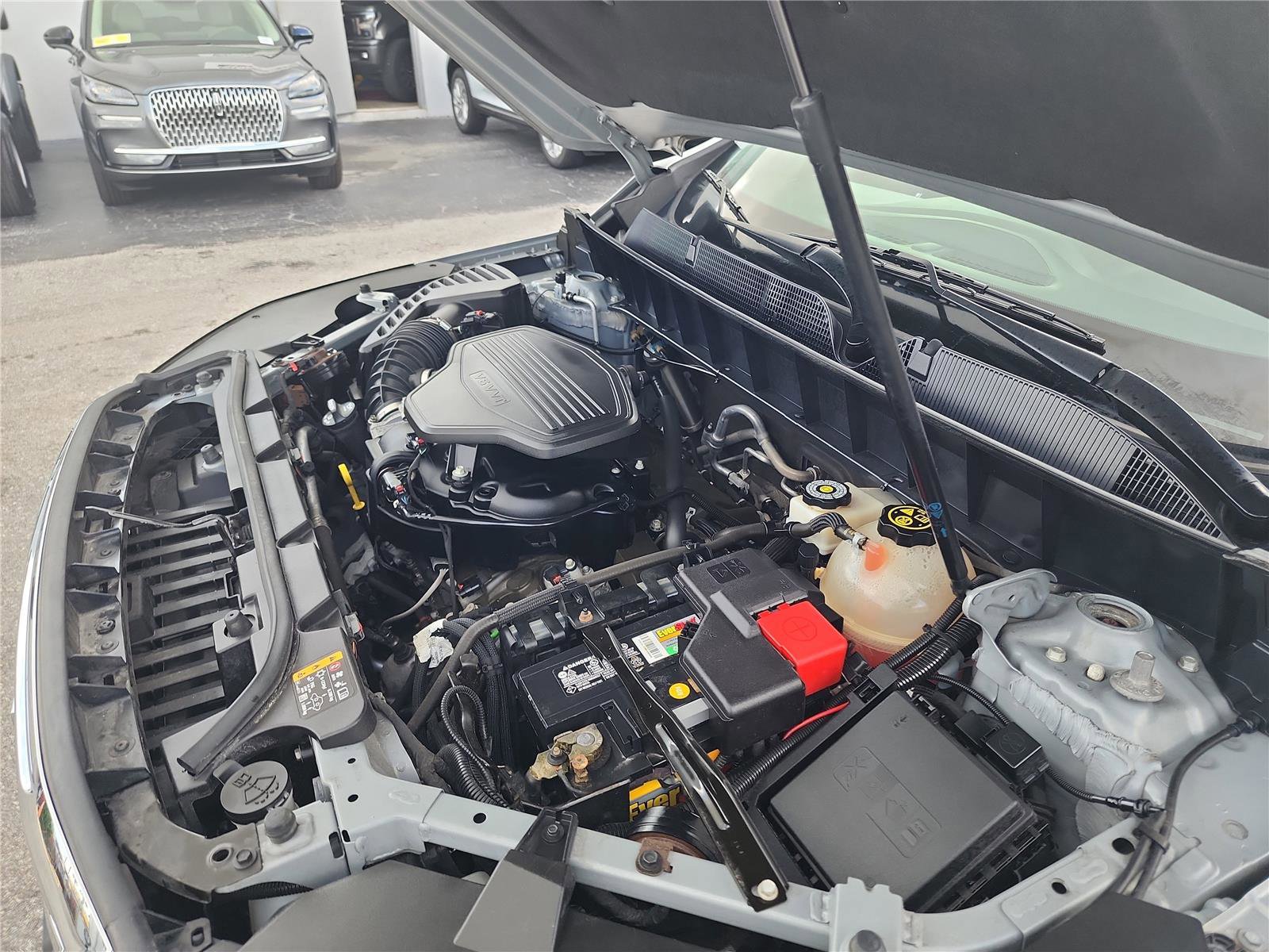 Used 2019 GMC Acadia SLT image 15