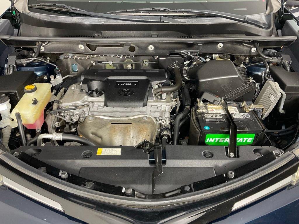 Used 2017 Toyota RAV4 XLE FWD image 9