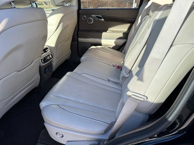 Used 2023 Genesis GV80 2.5T w/ Prestige 20" Package AWD/4WD image 14