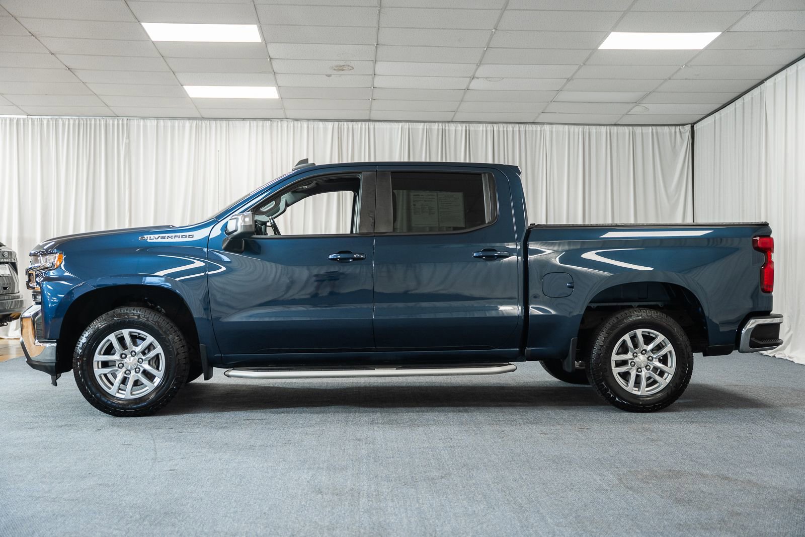 Used 2020 Chevrolet Silverado 1500 LT w/ All-Star Edition AWD/4WD image 5