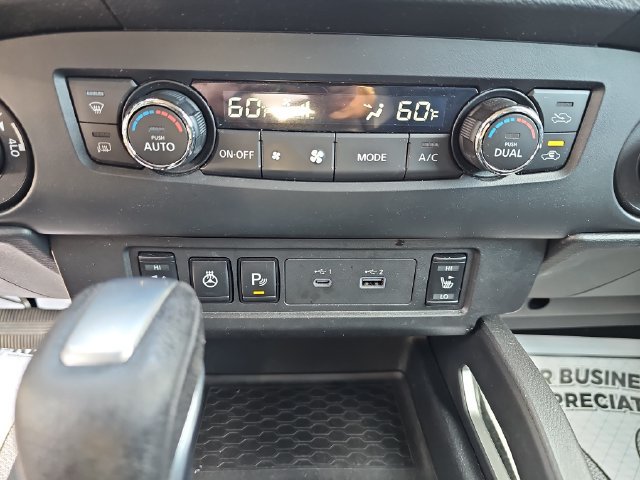 Used 2022 Nissan Frontier SV w/ SV Premium Package AWD/4WD image 28