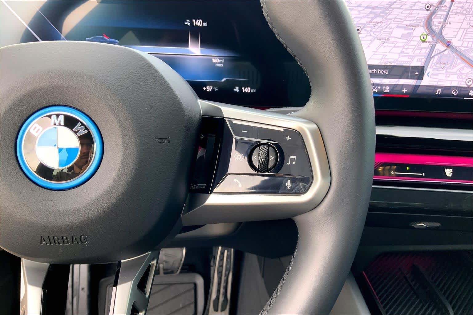 Used 2026 BMW i5 eDrive40 w/ M Sport Package AWD/4WD image 23