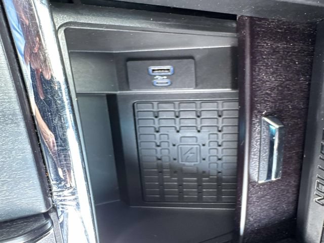 Certified 2022 Ford Expedition Max Platinum RWD image 27