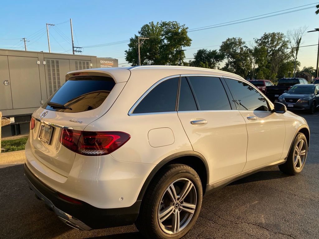 Used 2021 Mercedes-Benz GLC 300 4MATIC image 4