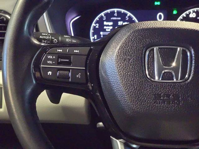 Used 2025 Honda Pilot Touring image 22