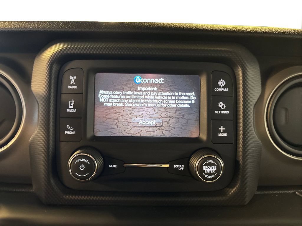 Used 2018 Jeep Wrangler Unlimited Sport S AWD/4WD image 25