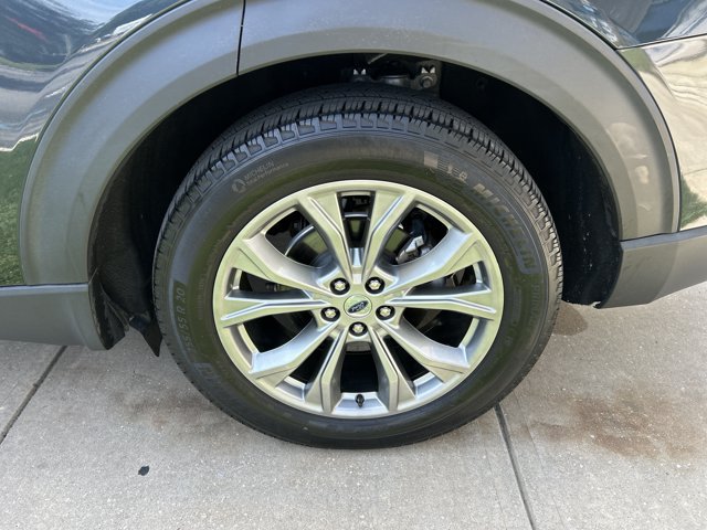 Certified 2023 Ford Explorer XLT w/ Equipment Group 202A RWD image 15
