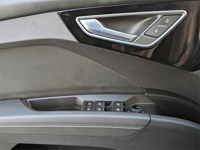 Used 2024 Audi Q4 e-tron Premium image 23