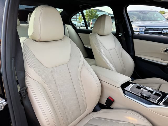 Used 2023 BMW 330i xDrive Sedan w/ Premium Package AWD/4WD image 19