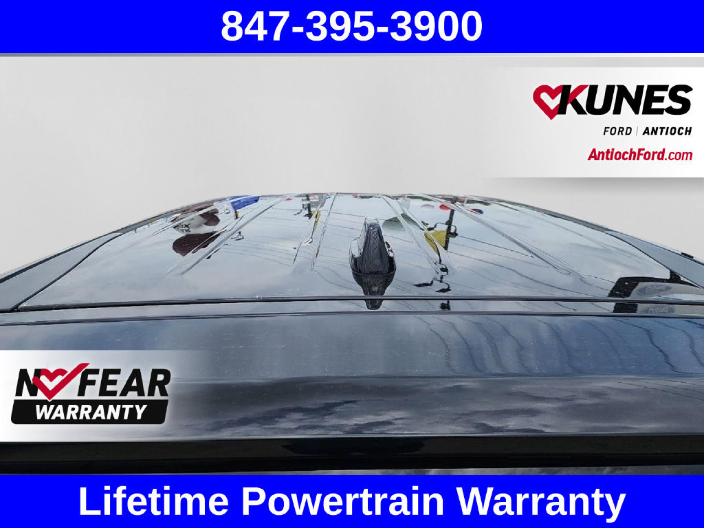 Used 2025 Chrysler Pacifica Select FWD image 11