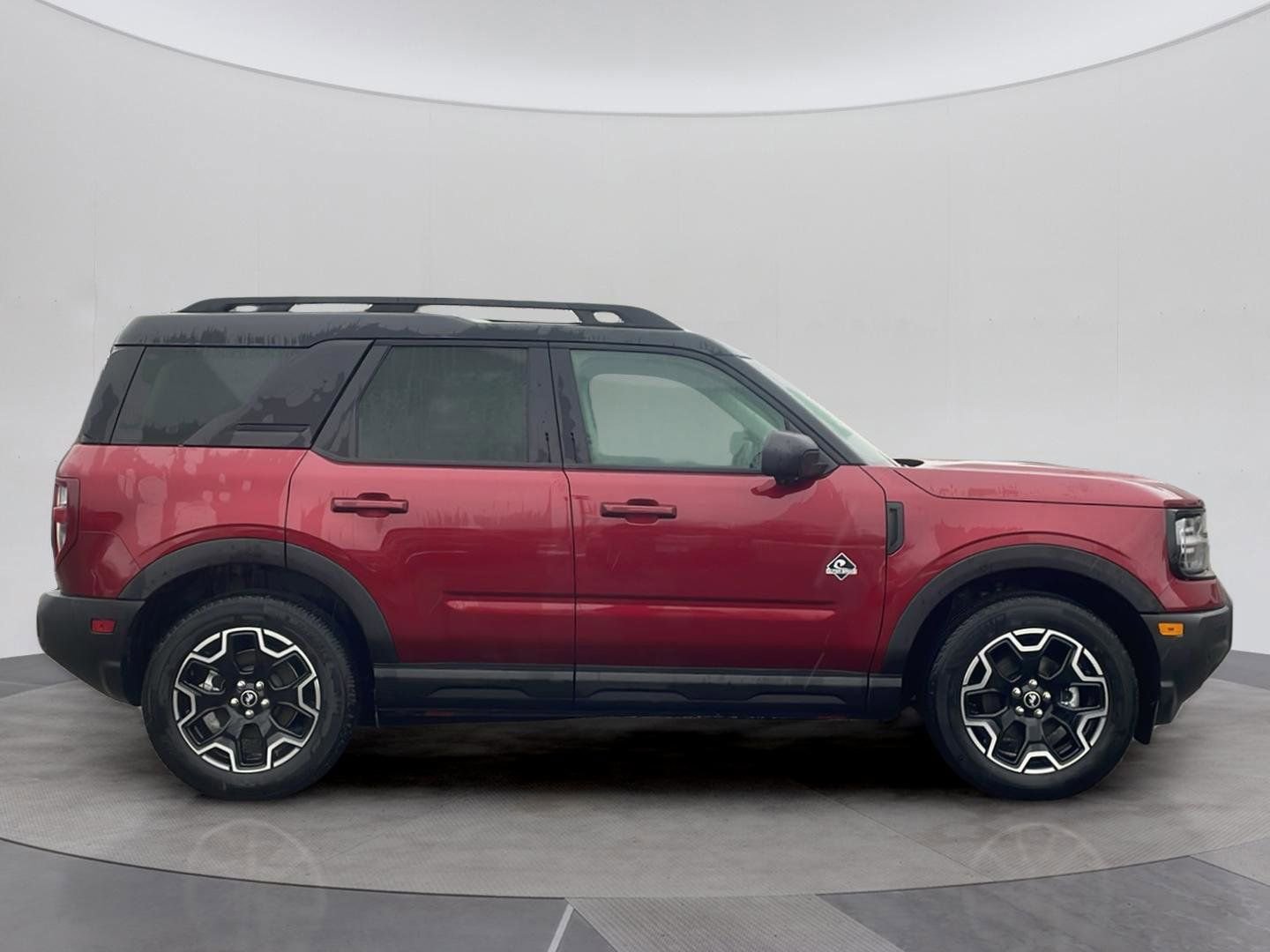 Certified 2025 Ford Bronco Sport Outer Banks w/ Outer Banks Tech Package+ AWD/4WD image 7