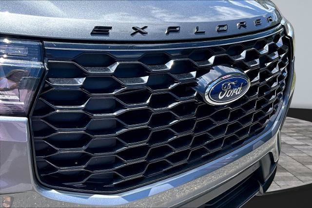 Certified 2025 Ford Explorer ST-Line w/ ST-Line Street Pack AWD/4WD image 28