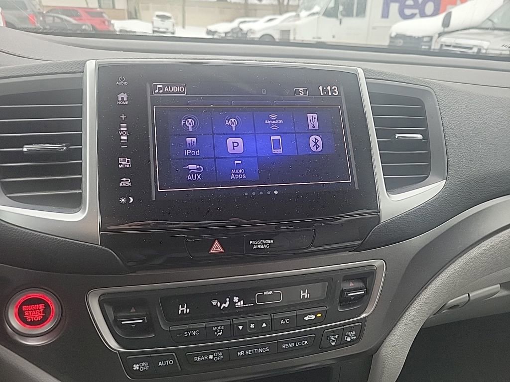 Used 2018 Honda Pilot EX image 11