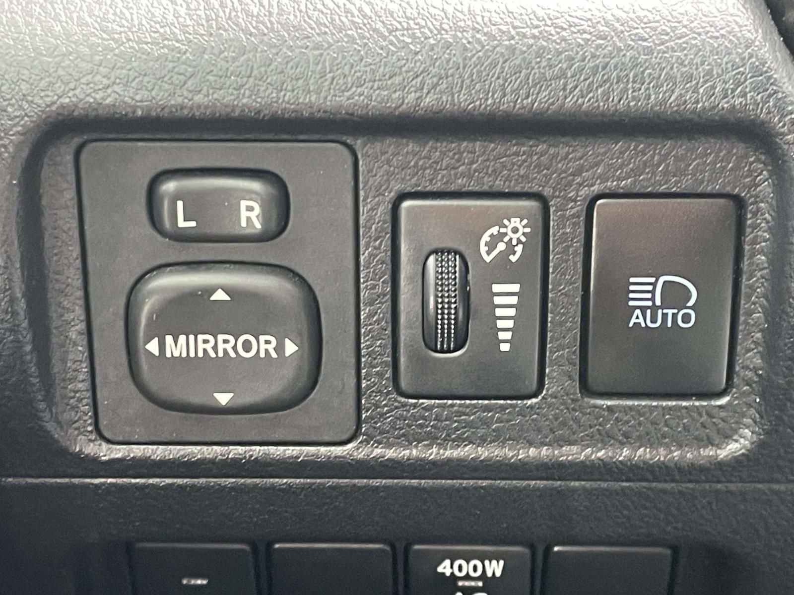 Used 2020 Toyota 4Runner Venture AWD/4WD image 29