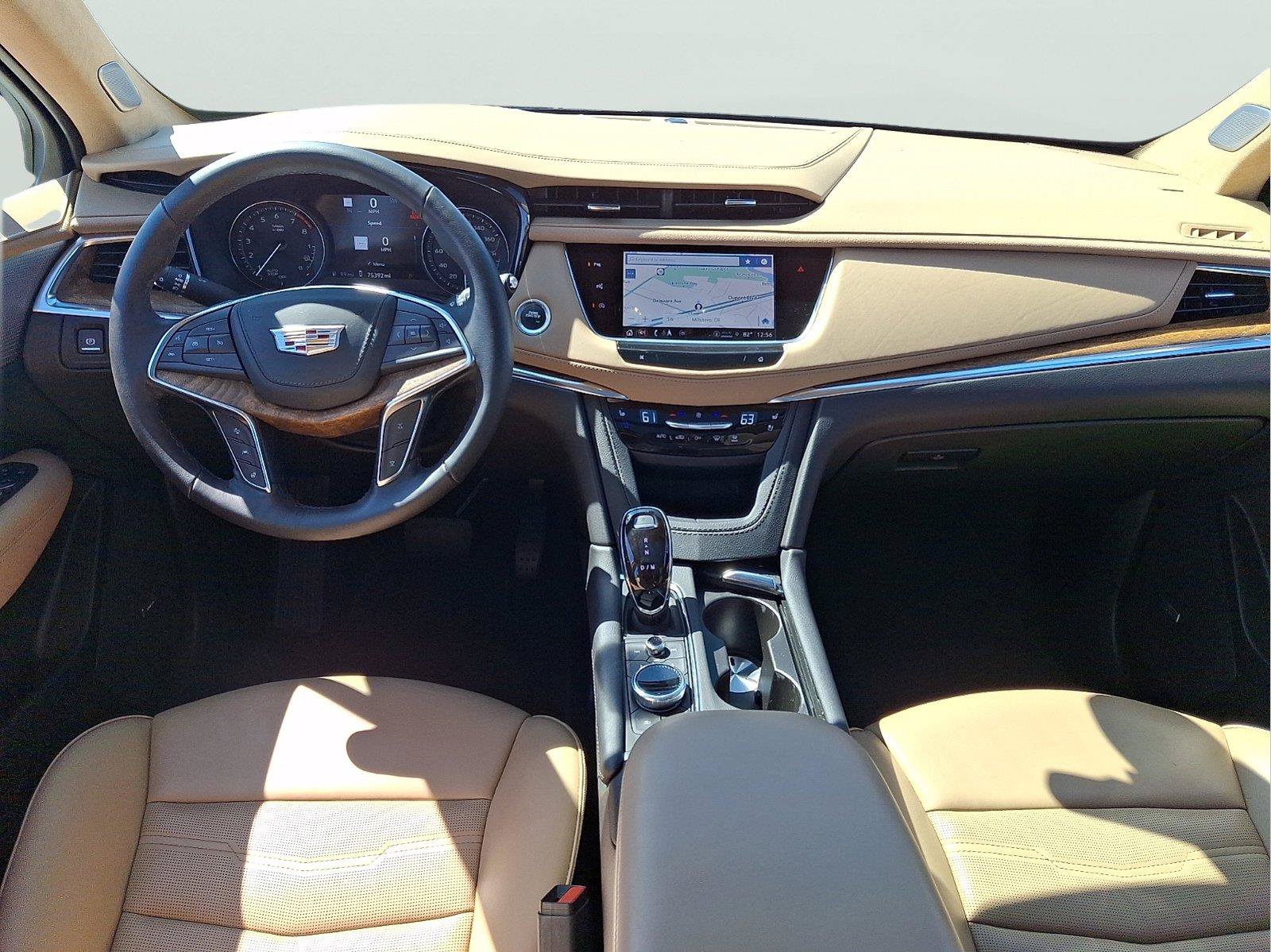 Used 2023 Cadillac XT5 Premium Luxury w/ Platinum Package FWD image 11
