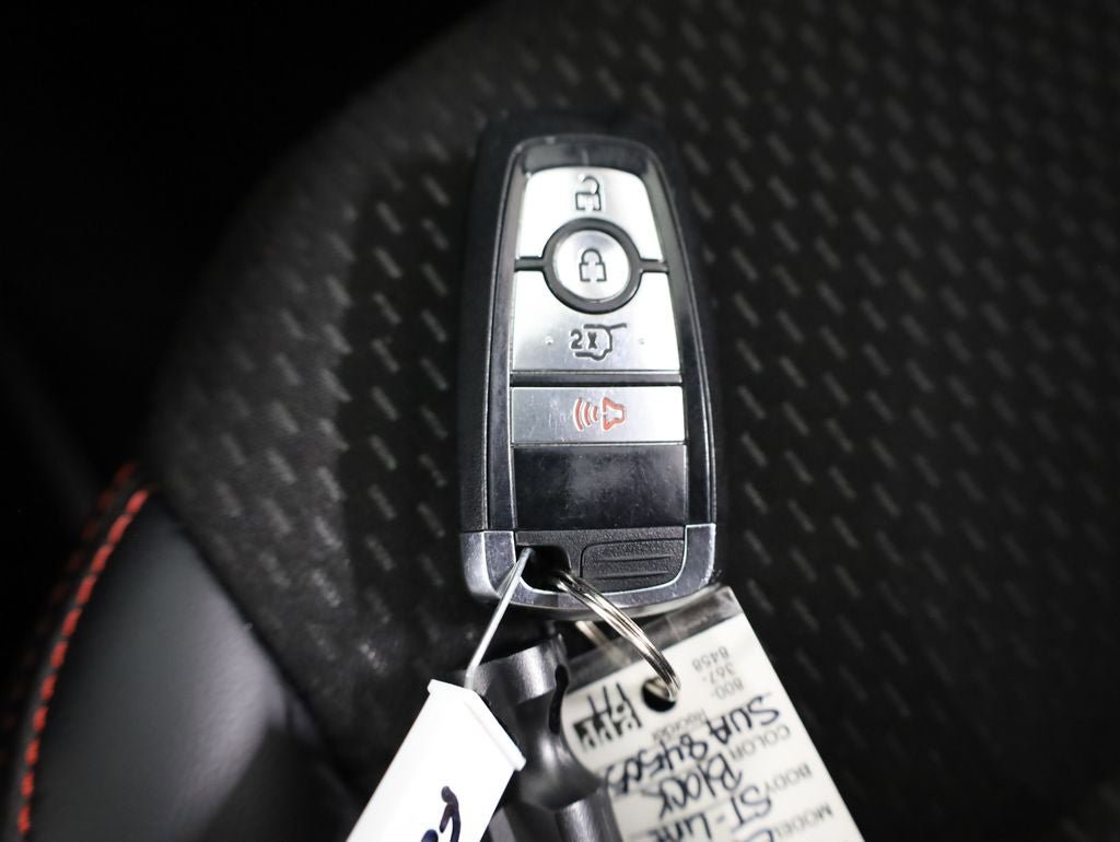 Certified 2025 Ford Escape ST-Line AWD/4WD image 21