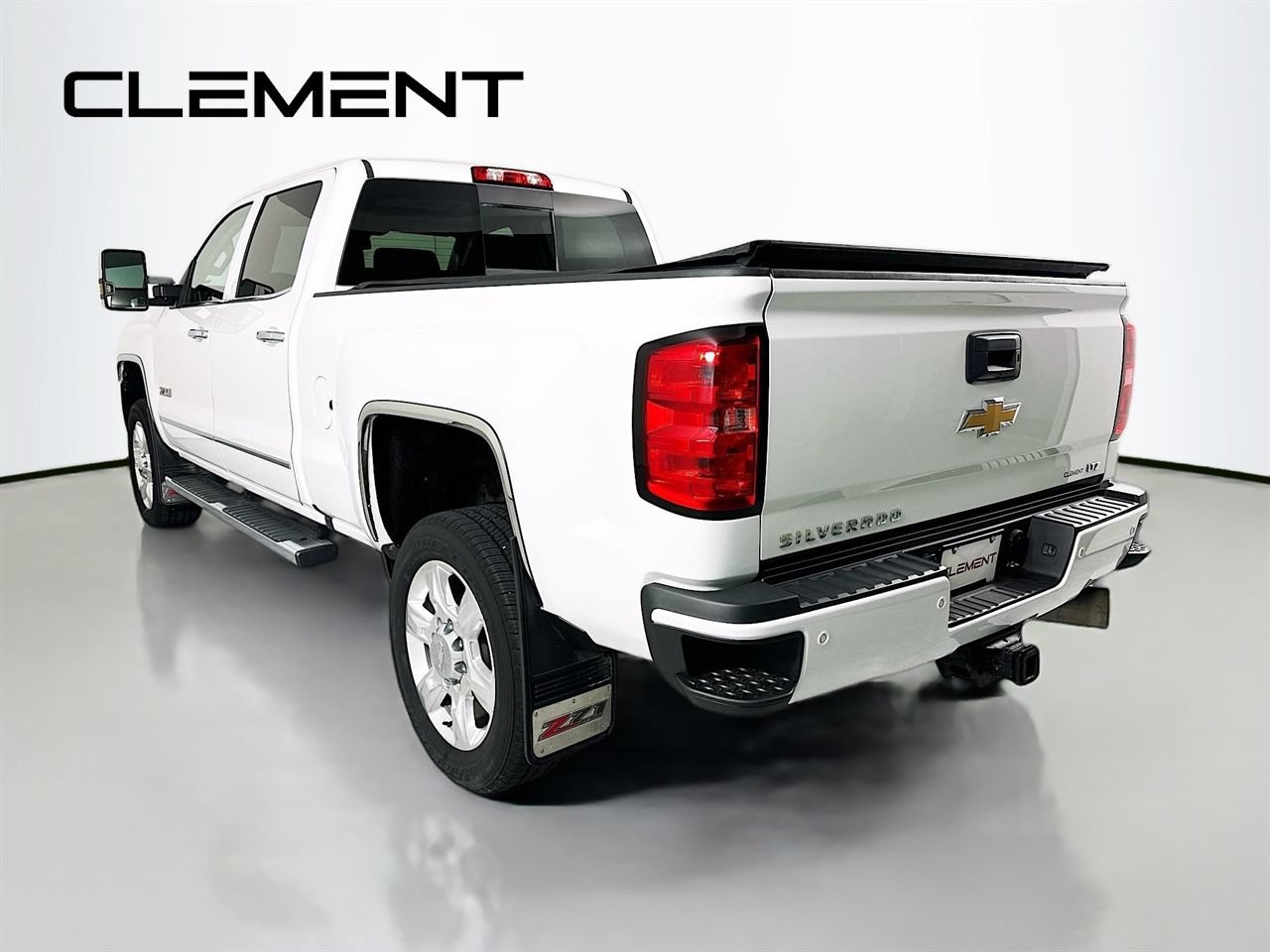 Used 2018 Chevrolet Silverado 2500 LTZ w/ Duramax Plus Package AWD/4WD image 10